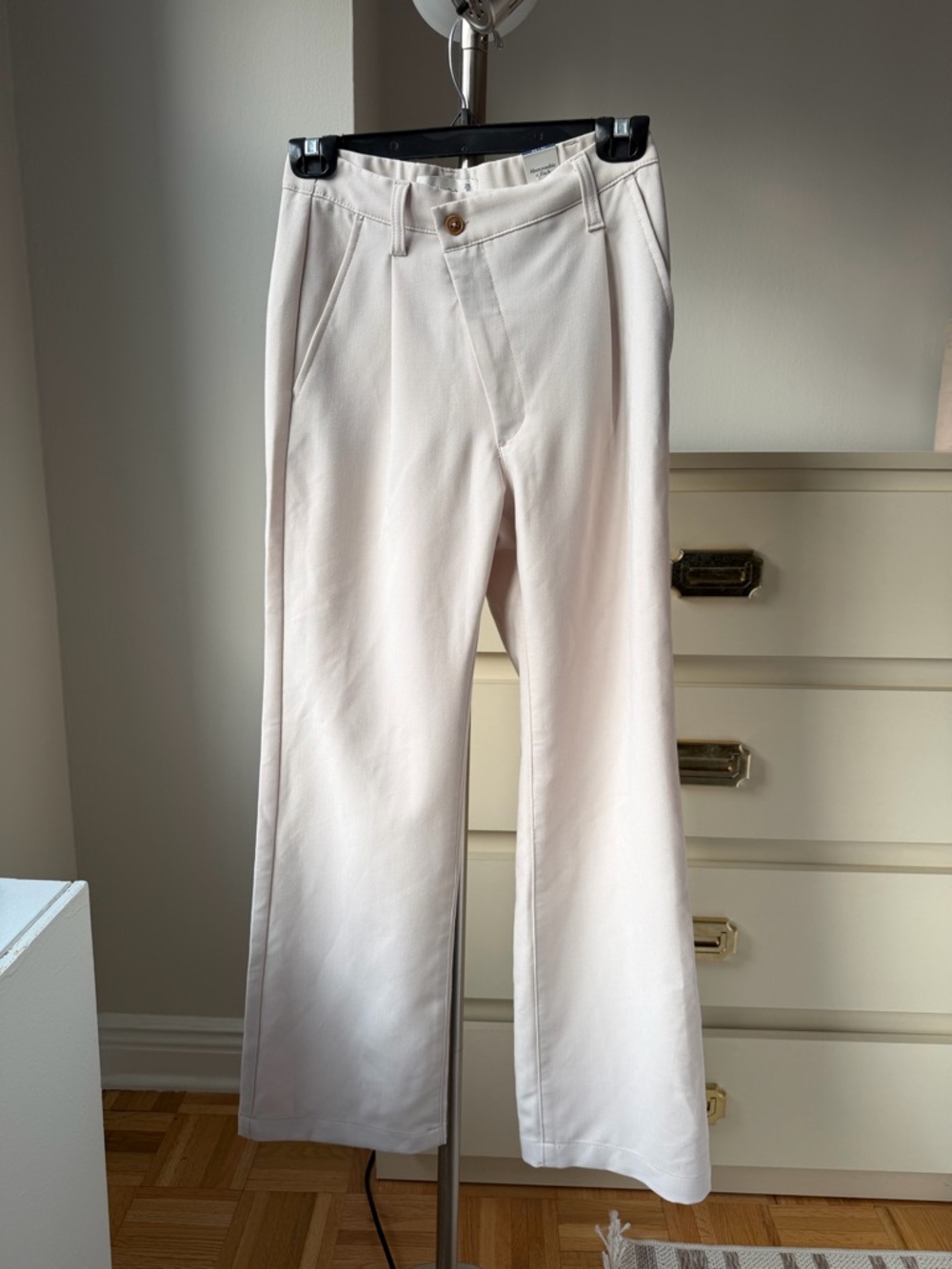 Abercrombie & Fitch Cream Wide-Leg Trousers